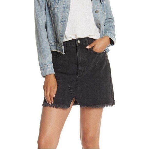 Madewell A Line Raw Hem Notched Cutout Black Denim Jean Mini Skirt Size 26 - Picture 1 of 16